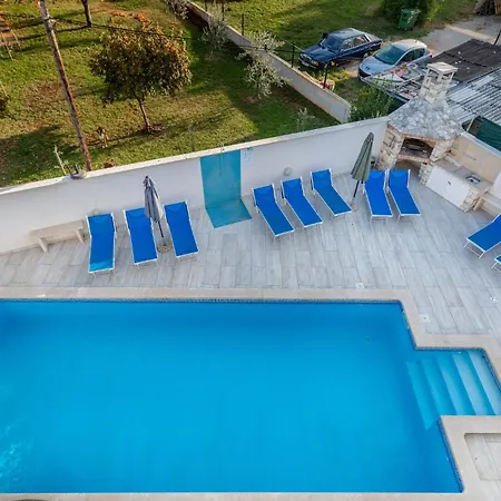Beautiful In With Wifi Holiday home