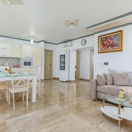 Holiday home Beautiful In With Wifi